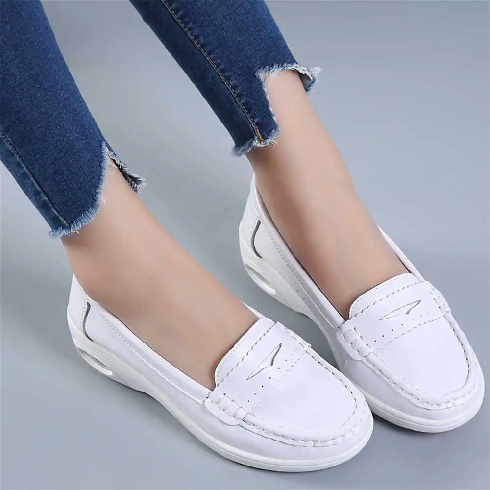 Thick Sole Slipon White Traine - Tech Accessories Cheap ulasan dan harga
