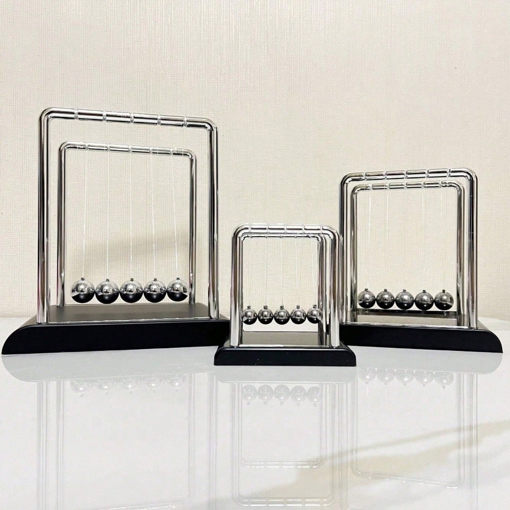 Black Metal Newton's Cradle Ba - Tech Accessories To Gift ulasan dan harga